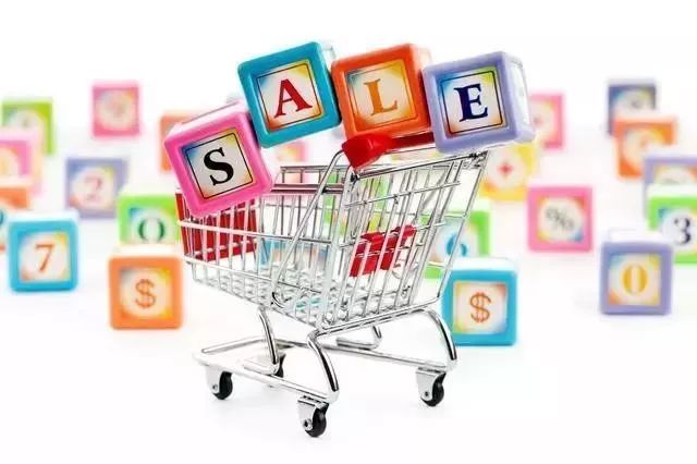 2017年社會(huì)消費(fèi)品零售總額出爐!網(wǎng)上零售額超7萬(wàn)億增長(zhǎng)32.2%!